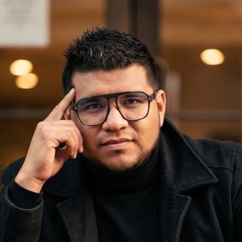 Dr. Víctor Manuel Almaraz Valle